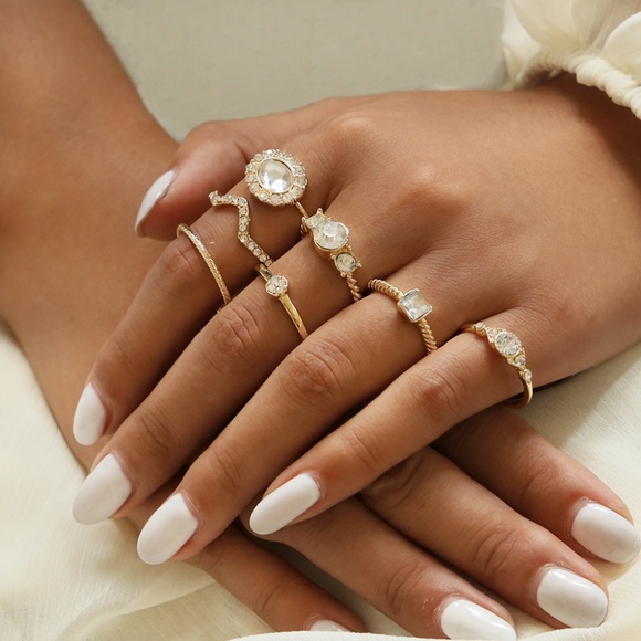 **LARISA* 7-Pc Gold x Rhinestone Fashion Ring Set - Picture 1 of 7